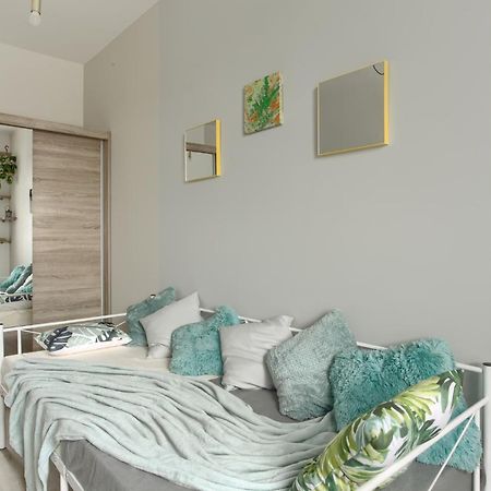 Superapart Komputerowa 8 Varşova Dış mekan fotoğraf